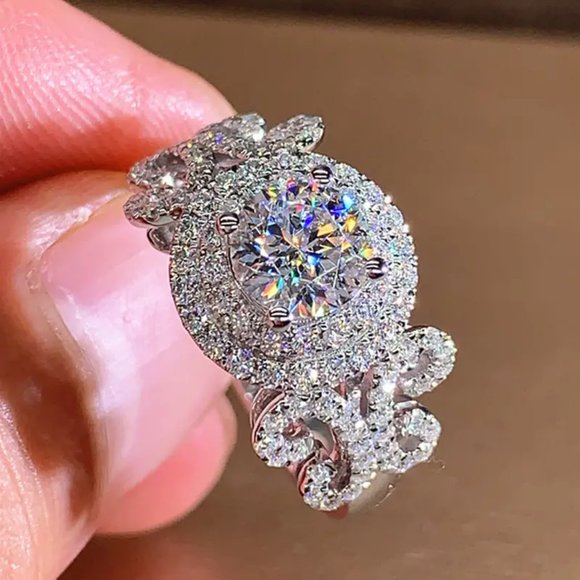 Shiny Round Crystal Rhinestone Silvery Ring, Exquisite Men's Accessory - Picture 3 of 6